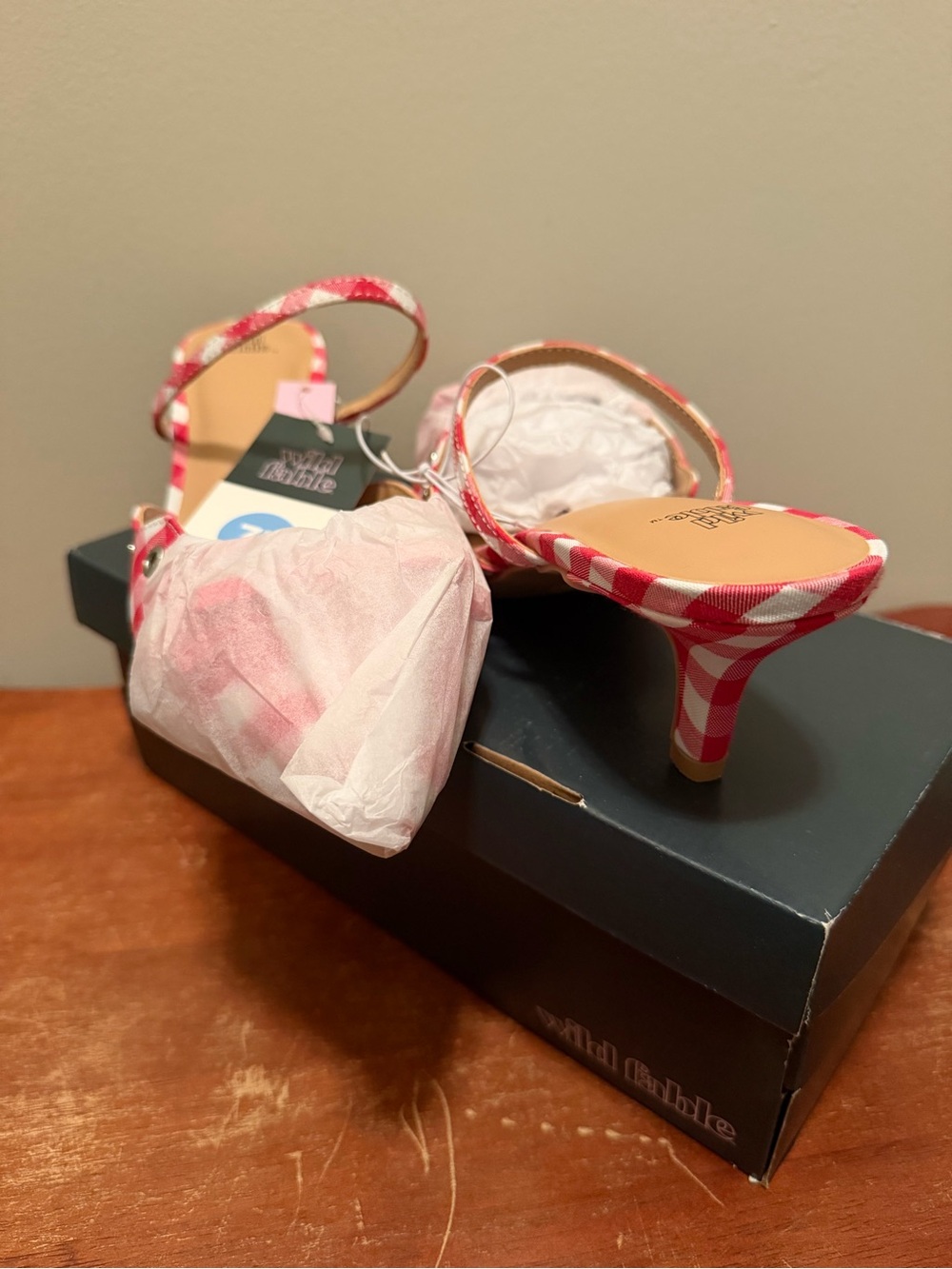 NWT Wild Fable Red Gingham Slingback Kitten Heels - Picture 8 of 10